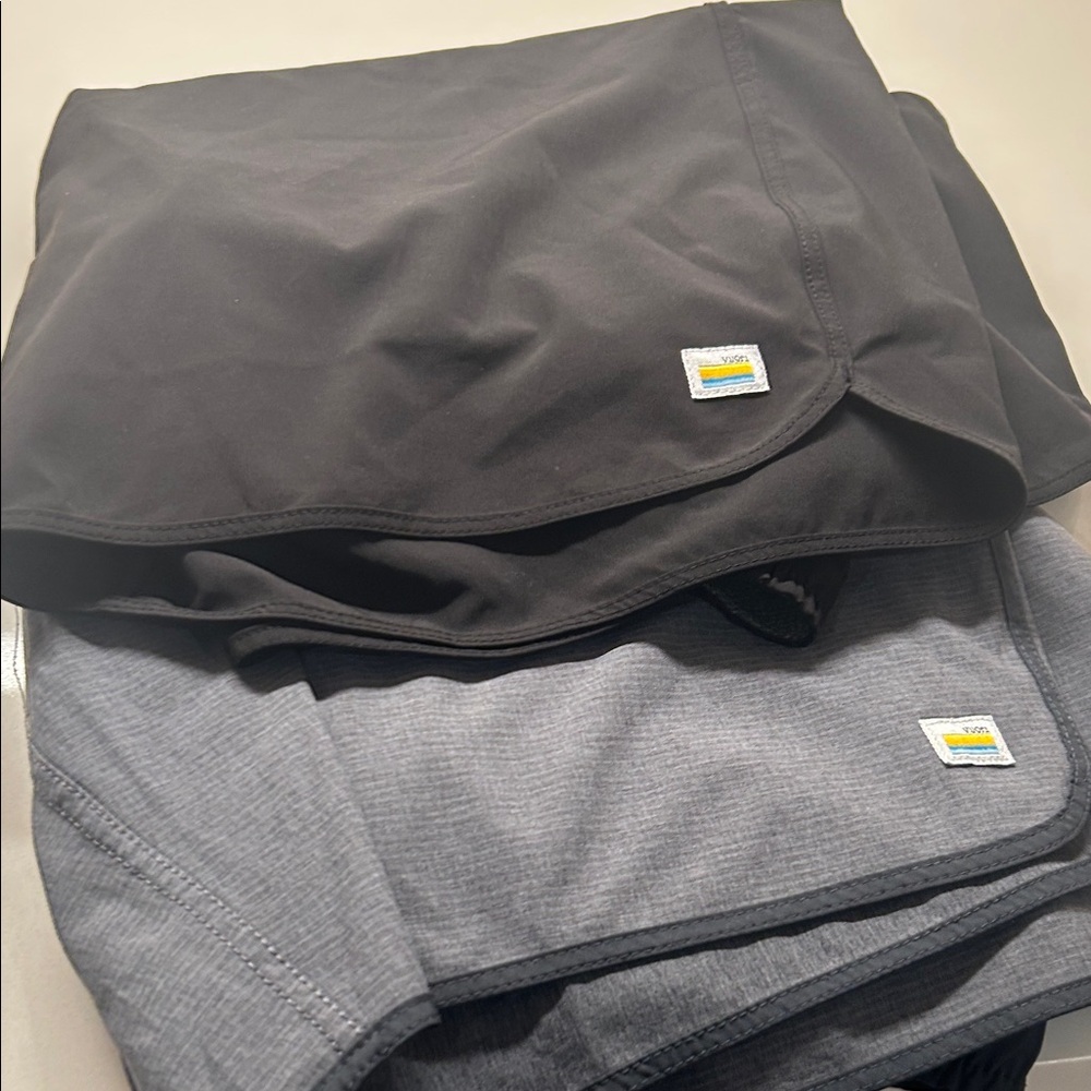 Vuori Men's Black and Gray Shorts
Set of 2.